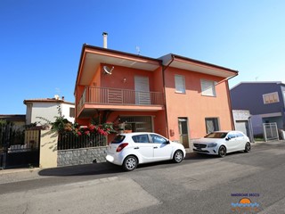 Casa Indipendente in Vendita a Valledoria, 190'000€, 163 m²