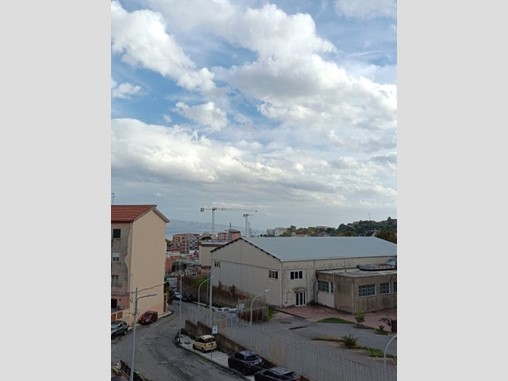 Quadrilocale in Vendita a Messina, 75'000€, 110 m²