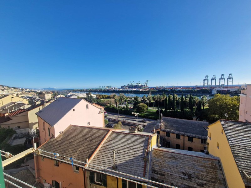 Quadrilocale in Vendita a Genova, 59'000€, 50 m²