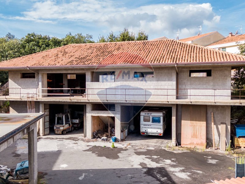 Appartamento in Vendita a San Giovanni la Punta, 340'000€, 500 m²