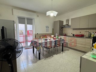 Quadrilocale in Vendita a Mugnano del Cardinale, 90 m²