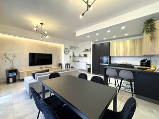 Quadrilocale in Vendita a Fabriano, 120'000€, 100 m²