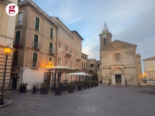 Attività commerciale in Vendita a Vasto, 120'000&euro;, 131 m²