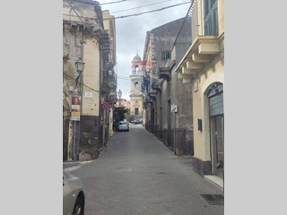 Immobile commerciale in Affitto a Acireale, 320€, 42 m²