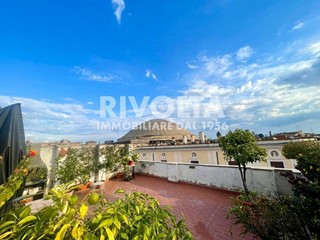 Attico in Vendita a Roma, 3'390'000€, 180 m²