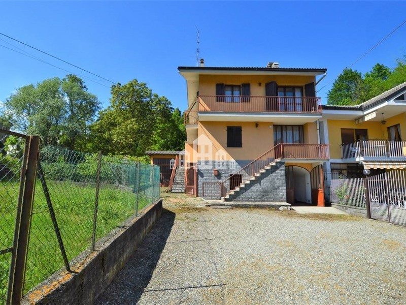 Casa Indipendente in Vendita a Vistrorio, 119'000€, 146 m²