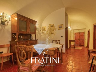 Appartamento in Vendita a Civitella del Tronto, 79'000€, 100 m²