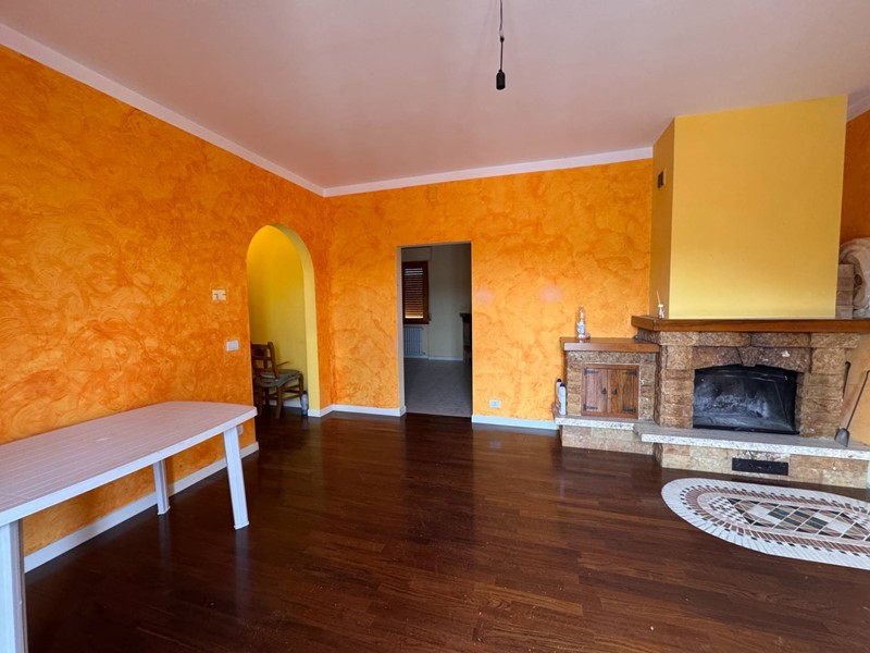 Appartamento in Vendita a Montevarchi, 139'000&euro;, 120 m²