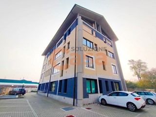 Ufficio in Vendita a Piacenza, 430'000&euro;, 270 m²