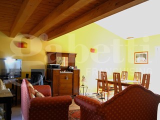 Appartamento in Vendita a Ragusa, 81'000€, 130 m²