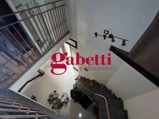 Negozio in Vendita a Maddaloni, 30'000€, 46 m²