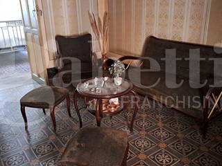 Casa Indipendente in Vendita a Bagheria, 108'000€, 150 m²