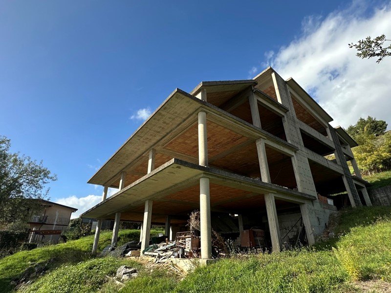 Casa Indipendente in Vendita a Acuto, 200'000€, 150 m²