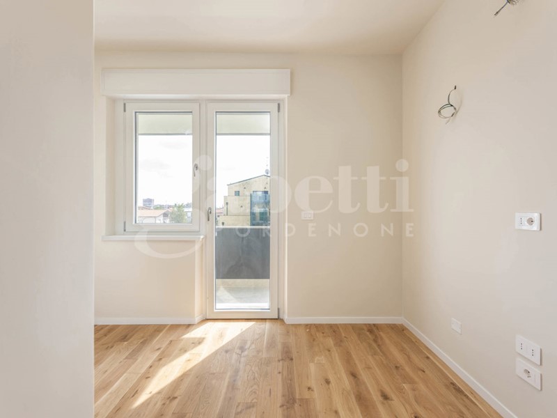 Trilocale in Vendita a Pordenone, 220'000€, 88 m²