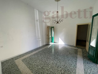 Casa Indipendente in Vendita a Spongano, 75'000€, 150 m²