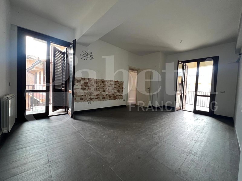 Trilocale in Vendita a Siracusa, 99'000€, 69 m²