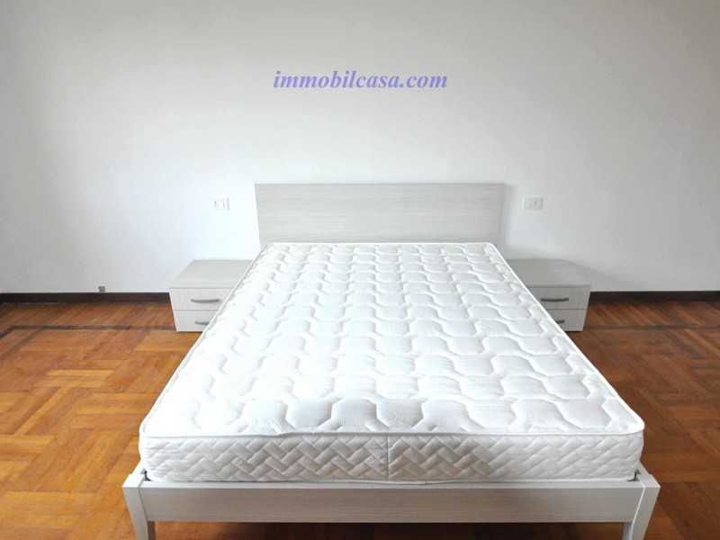 Bilocale in Affitto a Cuneo, 700€, 46 m², arredato