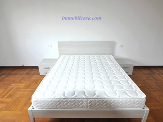 Bilocale in Affitto a Cuneo, 700€, 46 m², arredato