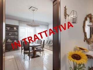 Trilocale in Vendita a Napoli, 150'000€, 84 m²