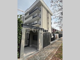 Trilocale in Vendita a Abbiategrasso, 330'000€, 118 m²