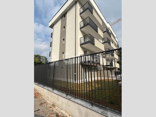 Quadrilocale in Vendita a Abbiategrasso, 345'000€, 119 m²