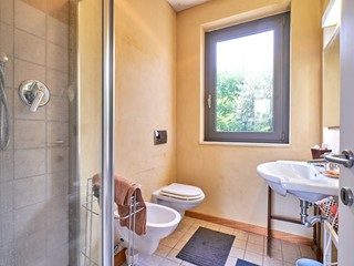 Villa in Vendita a Torrevecchia Teatina, 650'000€, 232 m²