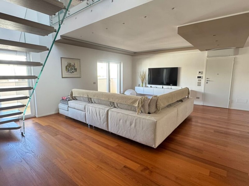 Trilocale in Vendita a Monopoli, 135 m², con Box