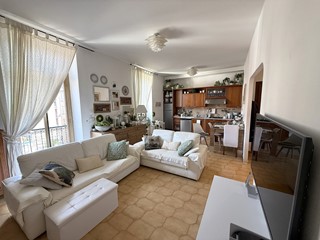 Quadrilocale in Vendita a Sanremo, 235'000€, 95 m²