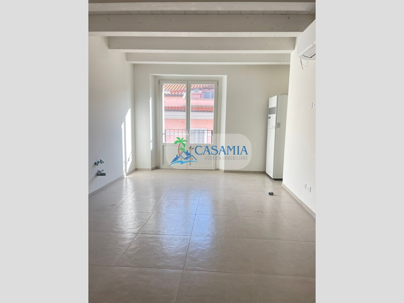 Trilocale in Affitto a San Benedetto del Tronto, 800€, 70 m²