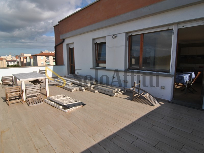 Appartamento in Affitto a Livorno, zona Antignano - Banditella - Ardenza, 1'500€, 100 m², arredato