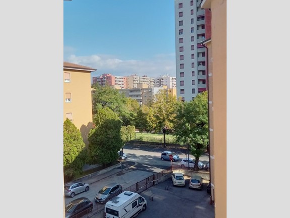 Appartamento in Vendita a Verona, 190'000&euro;, 102 m², con Box