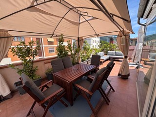 Trilocale in Vendita a Prato, 249'000€, 80 m², arredato