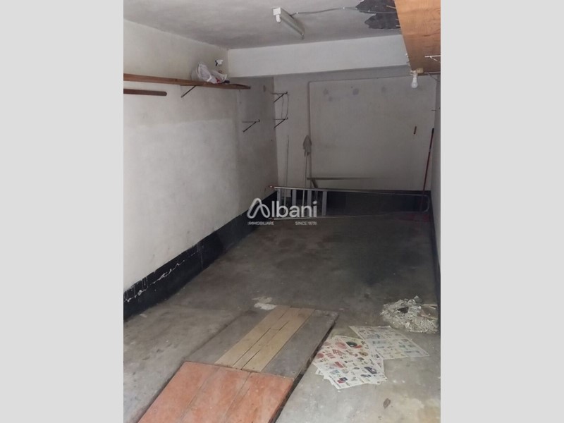 Box in Vendita a Lerici, 45'000&euro;, 15 m²