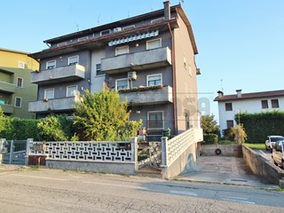 Mansarda in Vendita a Sarego, zona Monticello di fara, 89'000&euro;, 82 m²