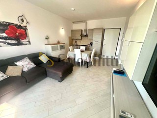 Bilocale in Affitto a Roseto degli Abruzzi, 650€, 50 m²