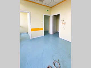 Ufficio in Vendita a Brescia, zona CITTA' - Zona Sud, 135'000€, 117 m²