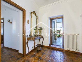 Trilocale in Vendita a Roma, 249'000&euro;, 140 m²