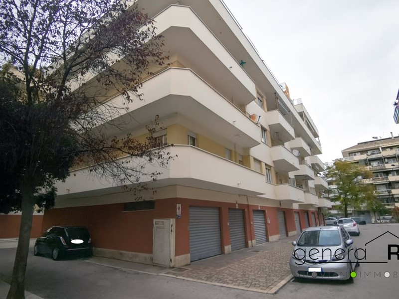 Appartamento in Vendita a Pescara, 350'000€, 161 m²