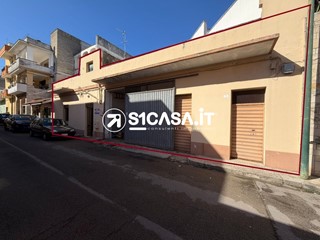 Casa Semi Indipendente in Vendita a Galatone, 66'000€, 100 m²