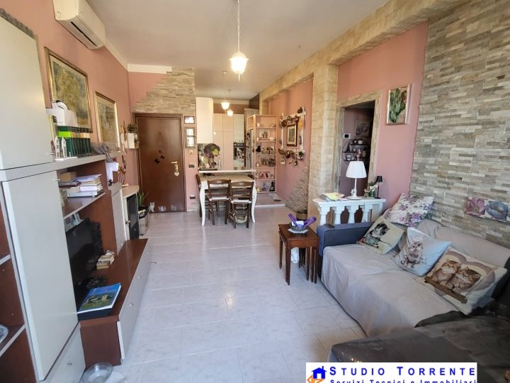 Trilocale in Vendita a Cormano, 175'000€, 85 m²