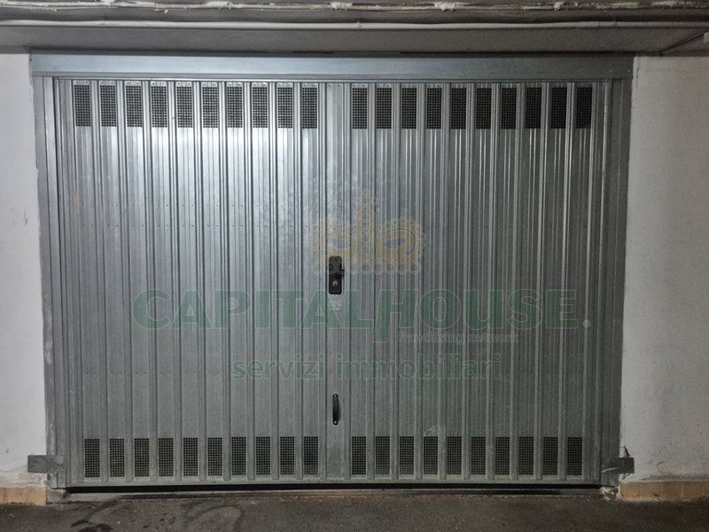 Box in Vendita a Macerata Campania, 12'000€, 27 m²