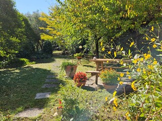 Villa in Vendita a Terre Roveresche, 290'000&euro;, 343 m²