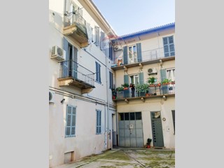 Bilocale in Vendita a Pavia, 149'000&euro;, 73 m²