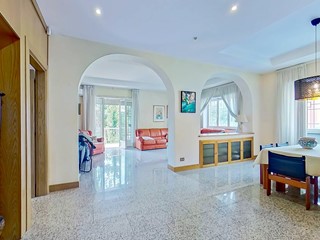 Appartamento in Vendita a Roma, 790'000€, 186 m²