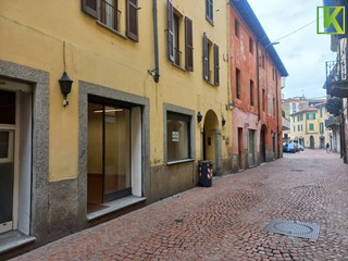 Immobile commerciale in Affitto a Varese, 550€, 41 m²