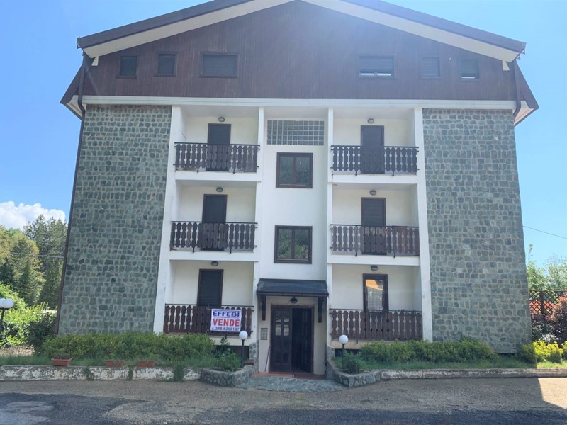 Appartamento in Vendita a Spezzano della Sila, 69'000€, 75 m²