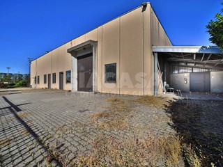 Capannone in Vendita a Verdellino, 1'350'000€, 2545 m²