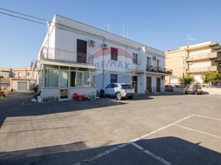 Appartamento in Vendita a Siracusa, 100'000€, 106 m²