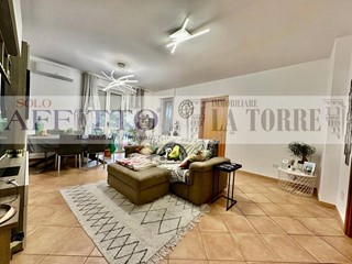 Quadrilocale in Vendita a Alessandria, 170'000€, 110 m²