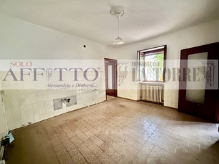 Casa Indipendente in Vendita a Alessandria, 68'000€, 120 m²
